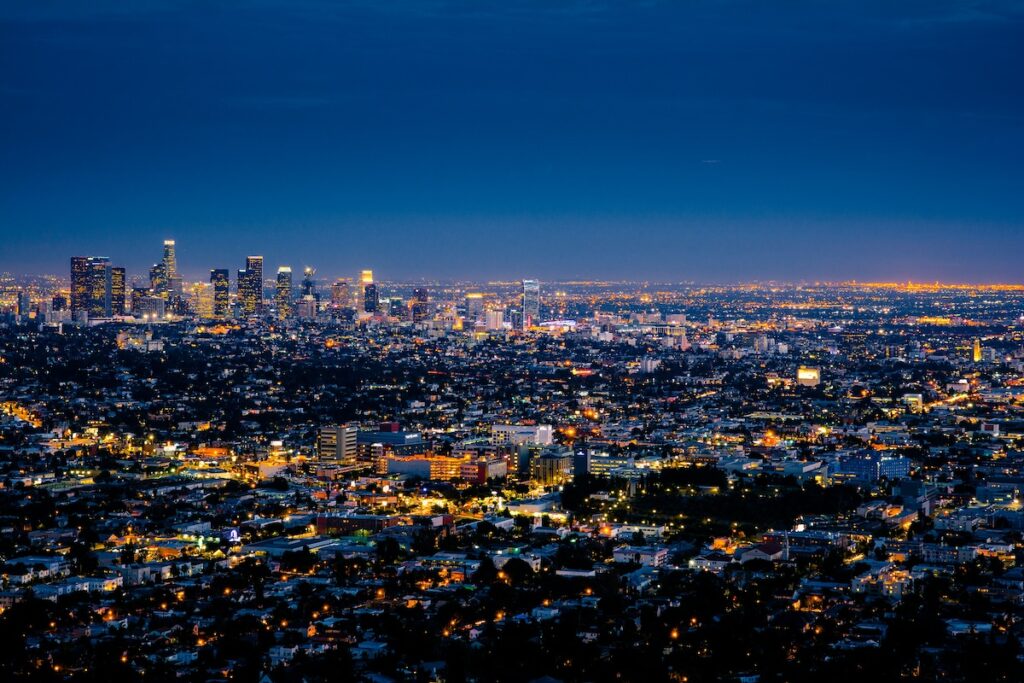 Vista panoramica notturna di Los Angeles