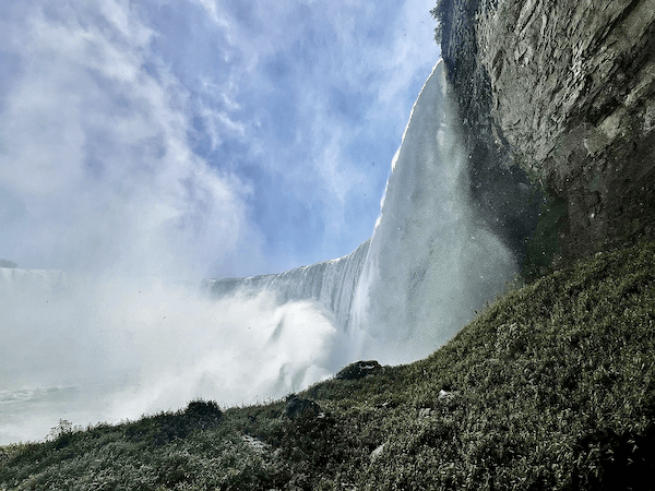 Cascate del Niagara: la cascata con la portata d'acqua maggiore del mondo