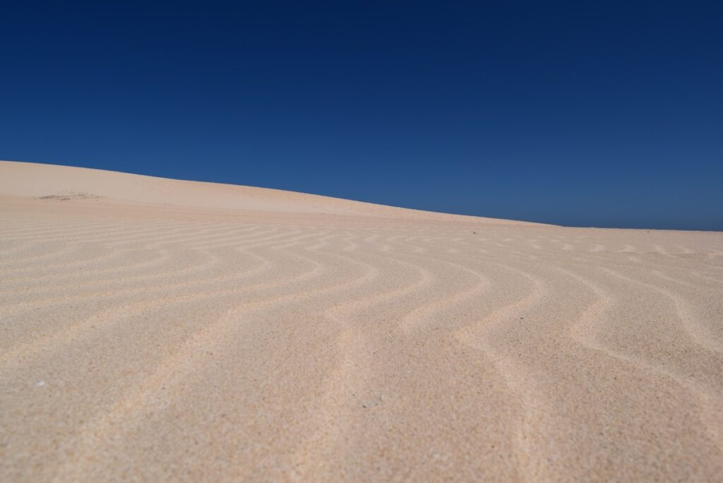 fuerteventura-dune-corralejo Parco della Dune di Corralejo: il deserto incontra l'oceano