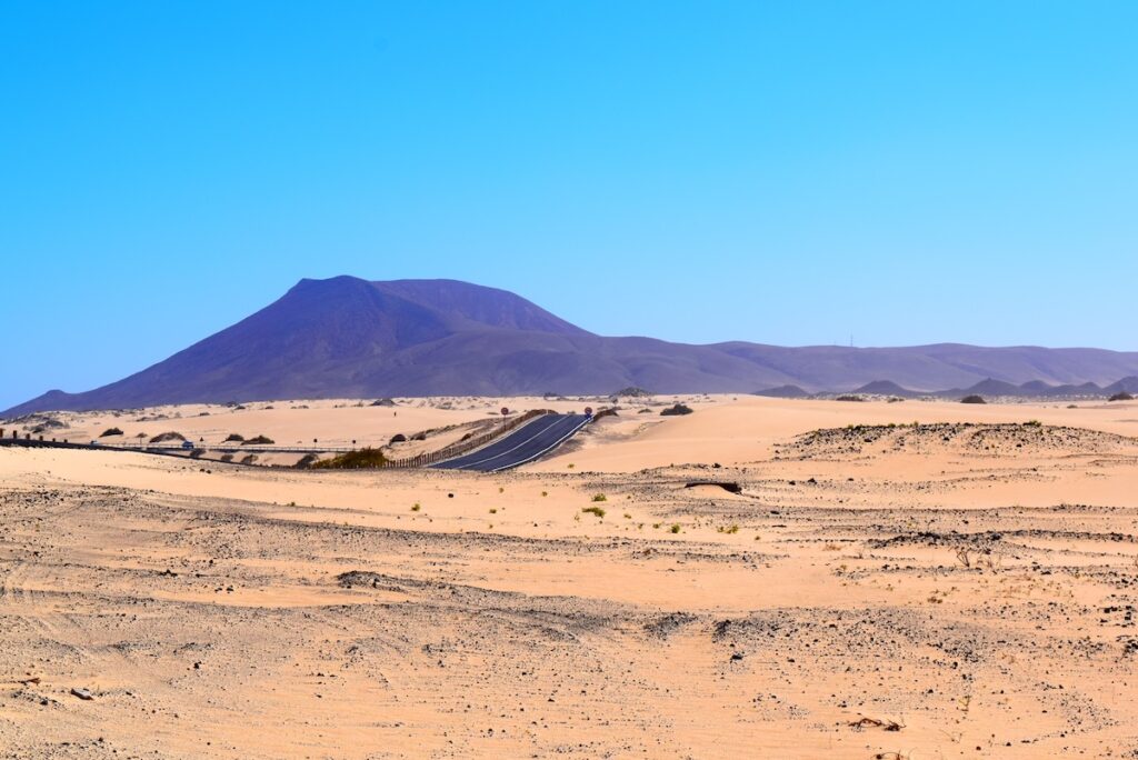 fuerteventura-sabbia-deserto Fuerteventura e la sua terra desertica dorata