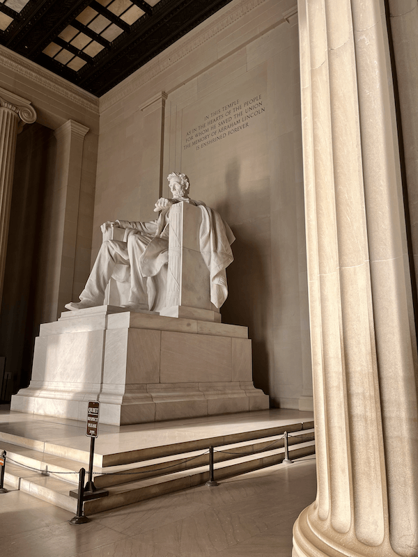 Lincoln Memorial: il tempio dedicato al primo POTUS