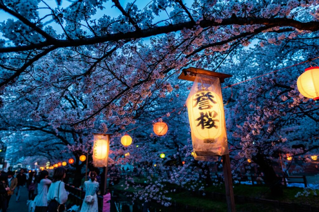 hanami e lanterne in giappone