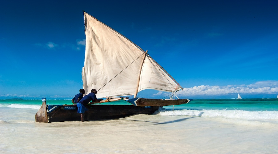 tipica imbarcazione di zanzibar