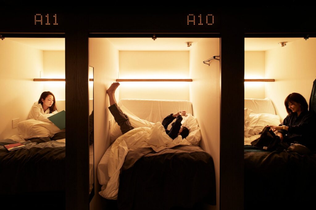 capsule hotel in tokyo