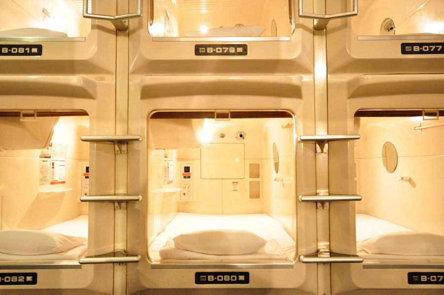 capsule hotel in tokyo